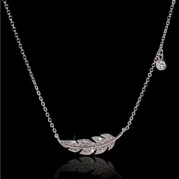 Jewelry - STUNNING Bohemian 925 Silver - Crystal Feather Wing Clavicle Necklace